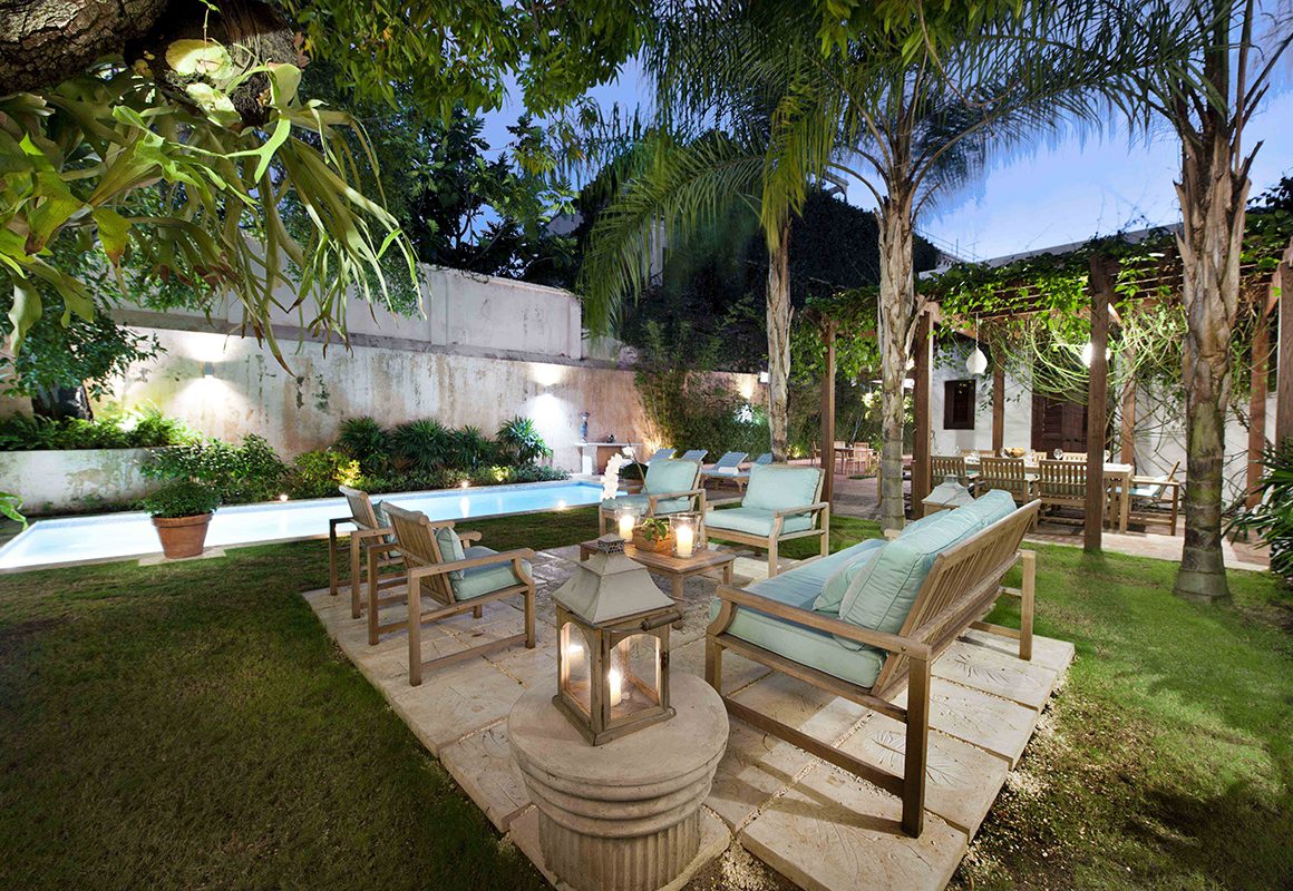 Casa de los Mapas Outdoor Sitting Area (2)_1200