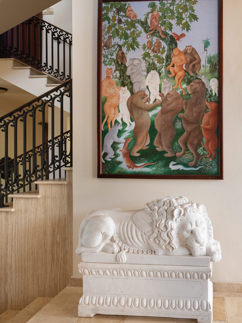 entry-lions-wide_2000