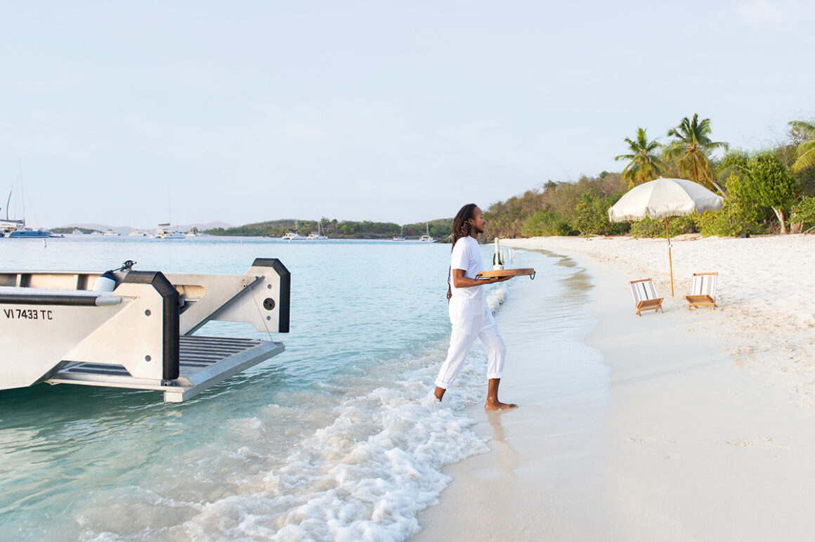 LovangoHoneymoonBeach