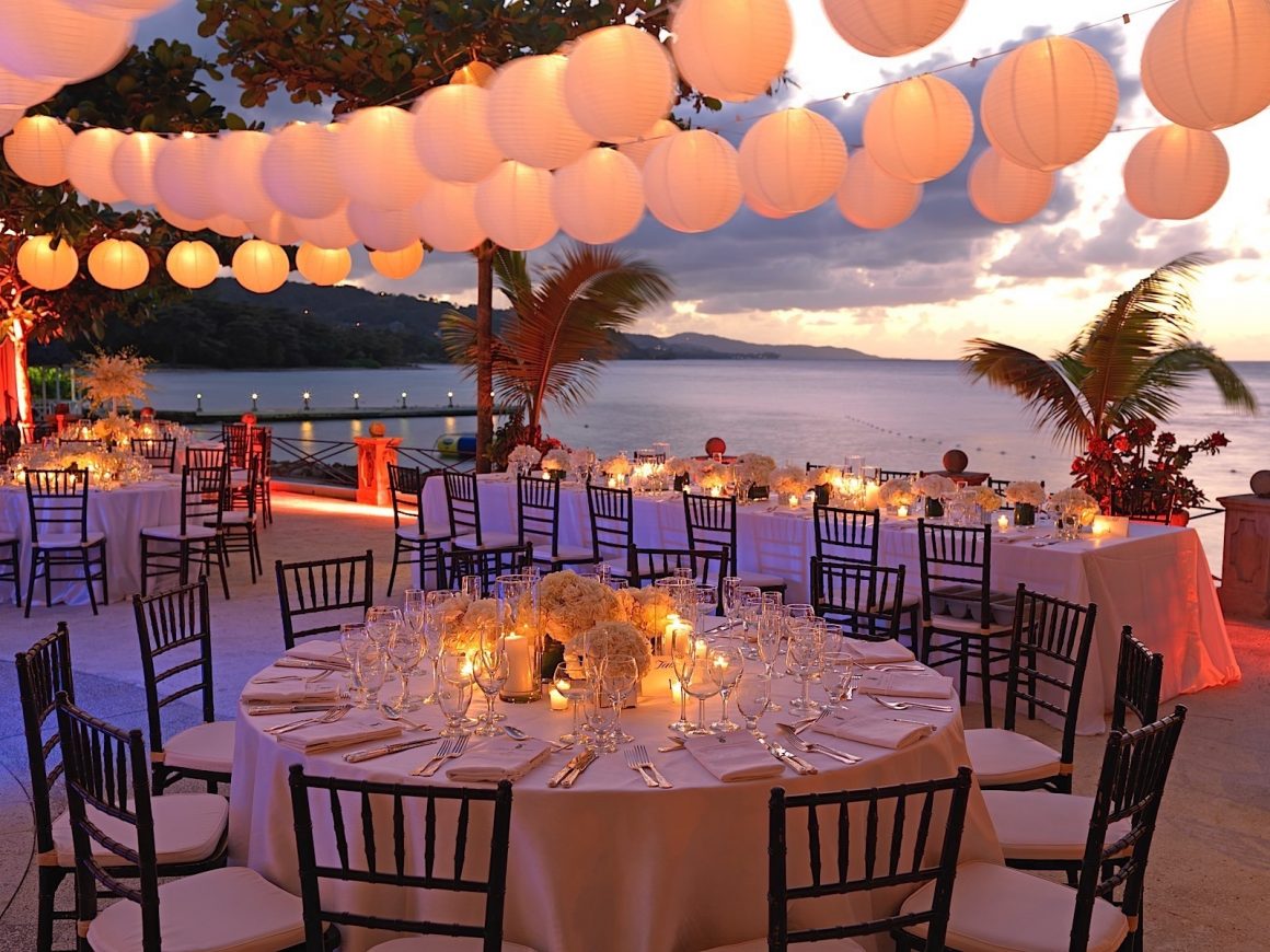 Round Hill Weddings