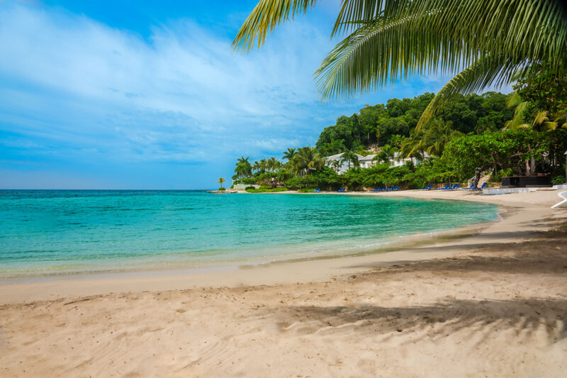 Round Hill Beach East